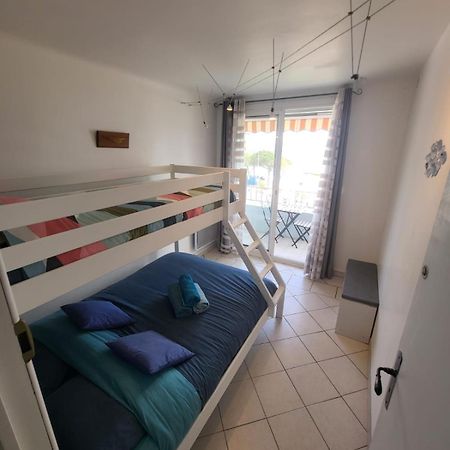 T3 Sur La Plage Vue Feerique Mer,Wifi, Parking Inclus , Clim La Ciotat Exterior foto