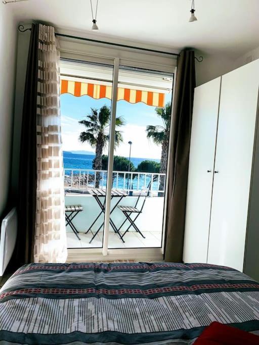 T3 Sur La Plage Vue Feerique Mer,Wifi, Parking Inclus , Clim La Ciotat Exterior foto
