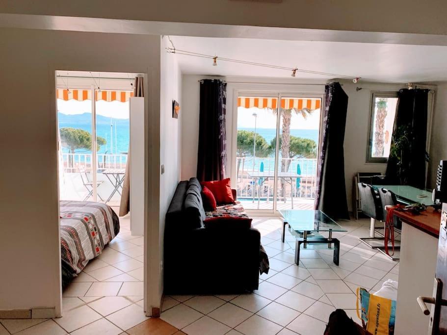 T3 Sur La Plage Vue Feerique Mer,Wifi, Parking Inclus , Clim La Ciotat Exterior foto
